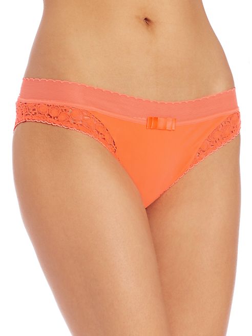 Huit - De L'Air Brief