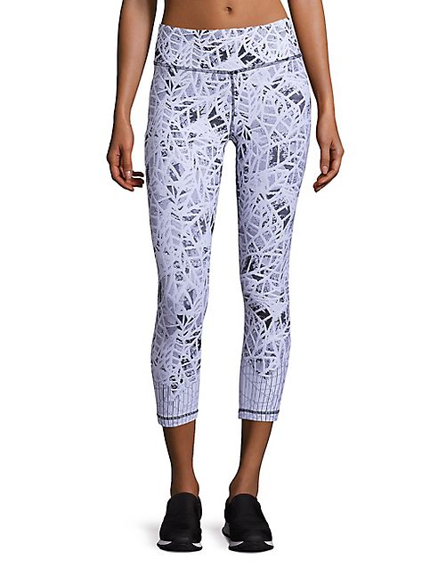 Vimmia - Leaf Jacquard Capri Leggings