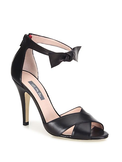 SJP by Sarah Jessica Parker - Buckingham Bow Leather Sandals