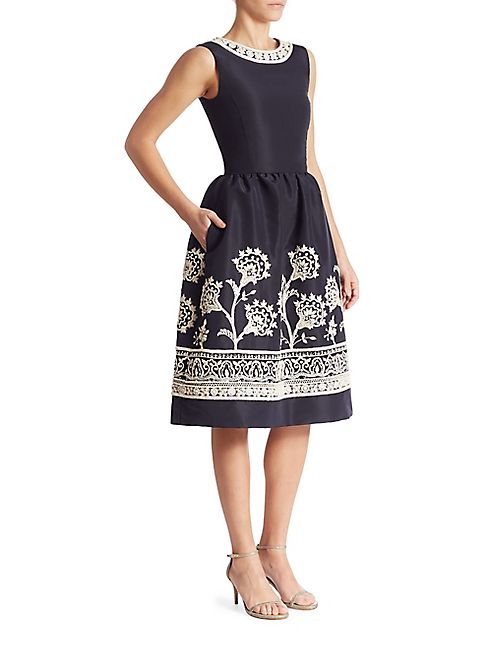 Oscar de la Renta - Floral Embroidered Silk Dress