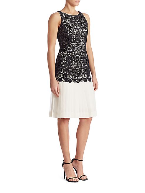 Oscar de la Renta - Lace Bateau Neck Dress