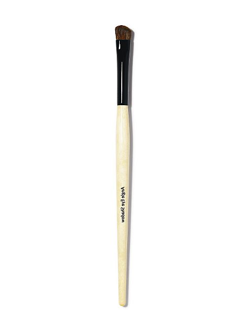 Bobbi Brown - Angle Eyeshadow Brush