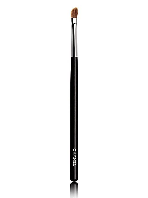 CHANEL - LIP BRUSH #33Angled Lip Brush