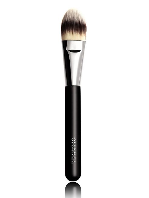 CHANEL - PINCEAU FOND DE TEINT Foundation Brush #6