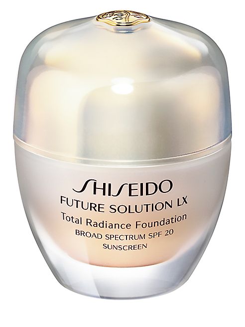 Shiseido - Future Solution LX Total Radiance Foundation/SPF 20/1 oz.